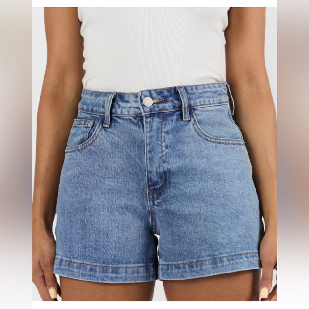 Pink Lily New W/O Tags! Denim Shorts